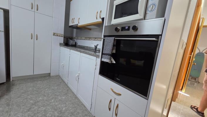 Image No.10-1 Bed Apartment for sale