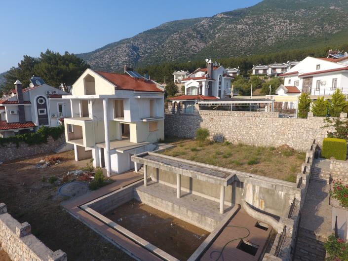 Image No.12-4 Bed Villa for sale