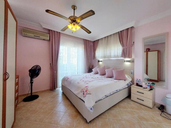 Image No.15-4 Bed Villa for sale