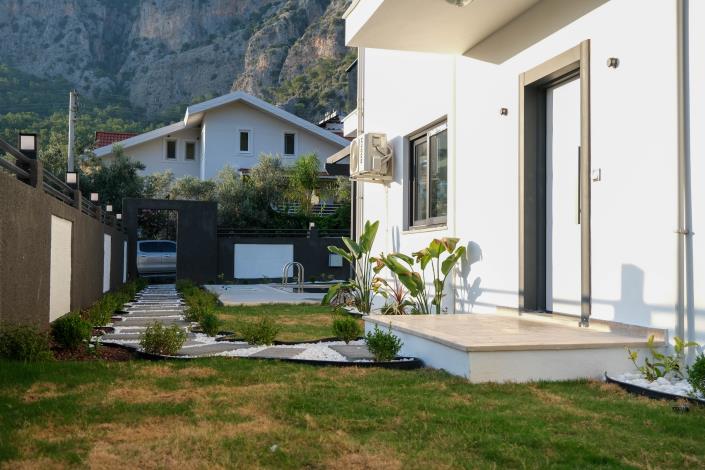 Image No.8-4 Bed Villa for sale