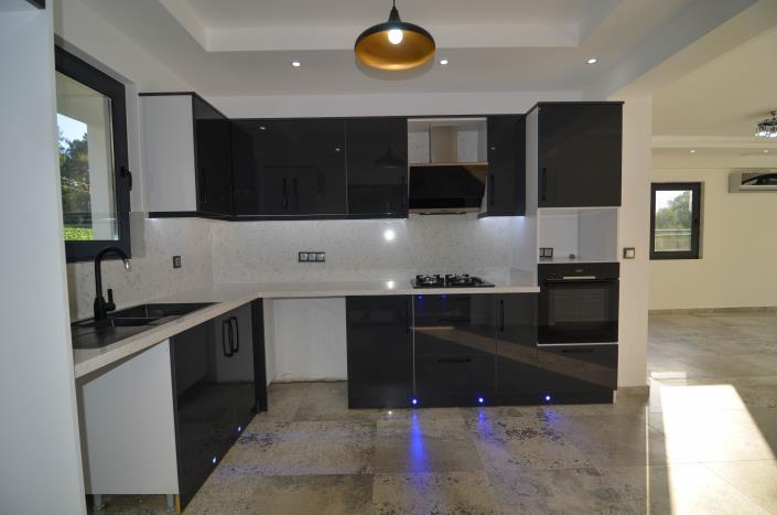 Image No.21-4 Bed Villa for sale