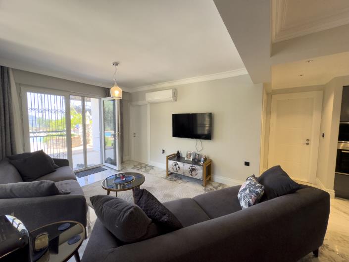 Image No.12-Villa de 7 chambres à vendre à Ovacik