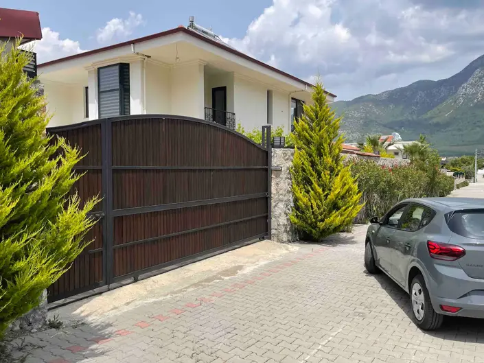 Image No.6-5 Bed Villa for sale