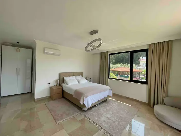 Image No.31-5 Bed Villa for sale