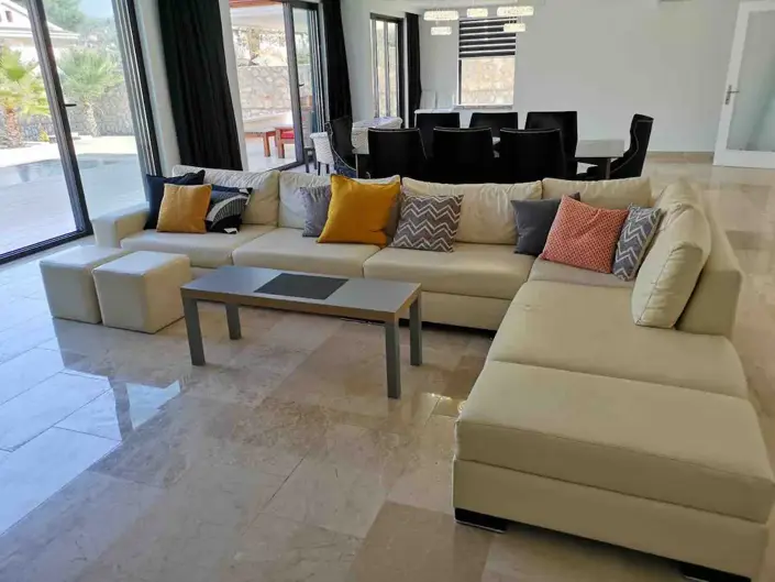 Image No.49-5 Bed Villa for sale