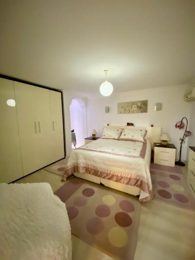 Image No.48-4 Bed Villa for sale