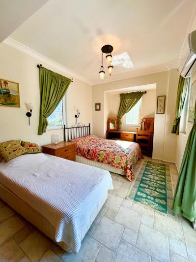 Image No.25-3 Bed Semi-Detached for sale