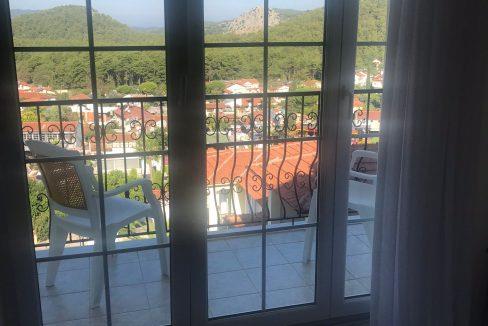 Image No.16-5 Bed Townhouse for sale