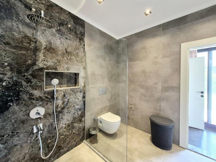 Image No.26-4 Bed Villa for sale