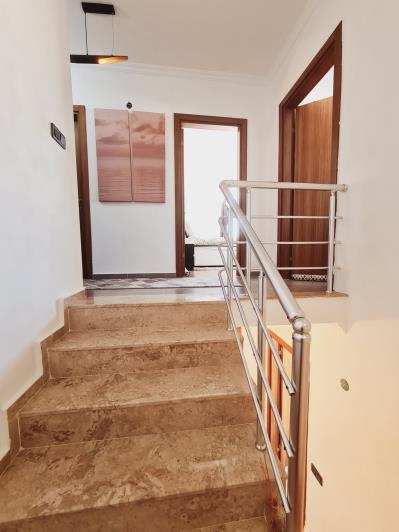 Image No.31-4 Bed Apartment for sale