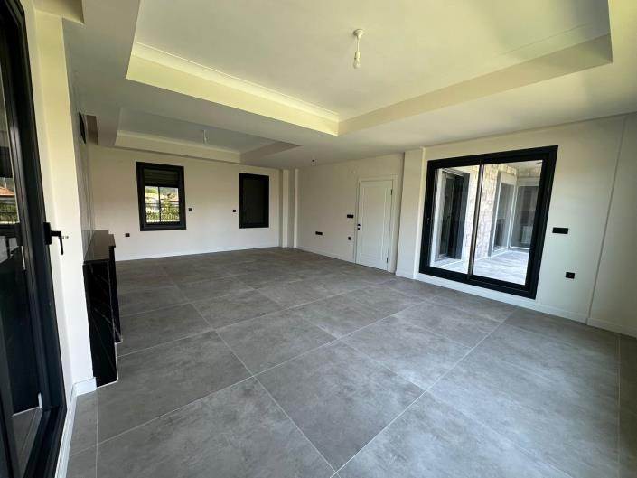 Image No.13-4 Bed Villa for sale