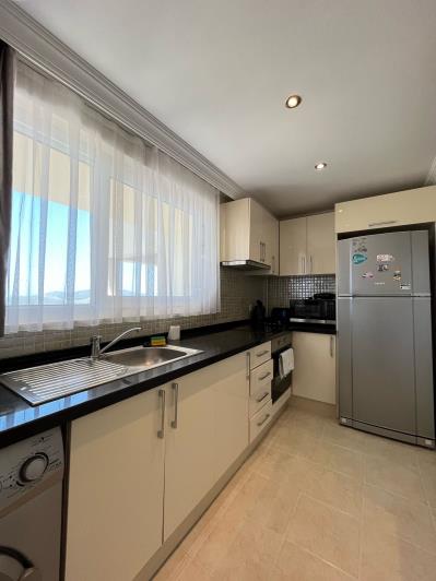 Image No.10-3 Bed Apartment for sale