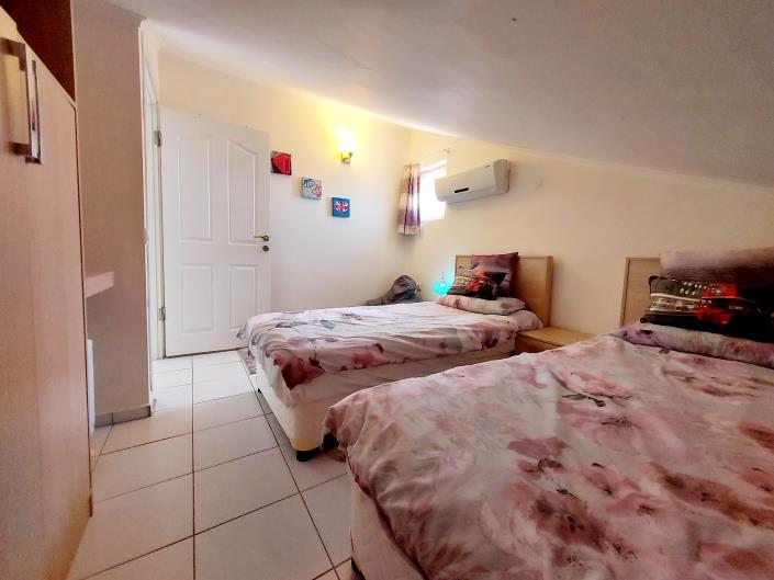 Image No.39-3 Bed Apartment for sale