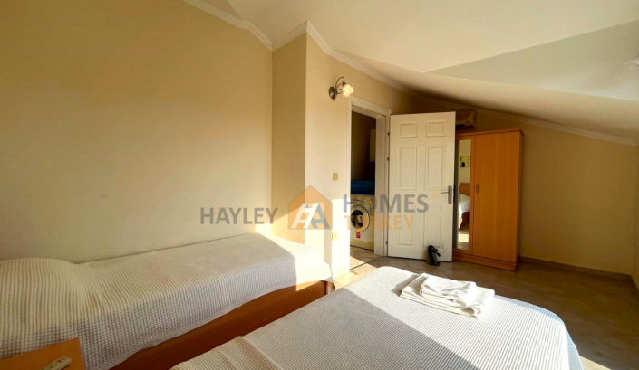 Image No.5-3 Bed Townhouse for sale