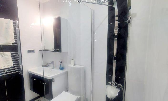 Image No.21-5 Bed Villa for sale