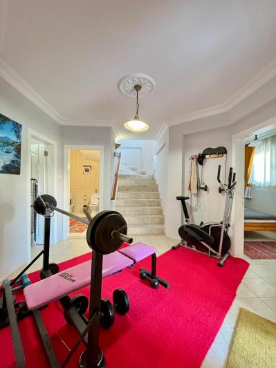 Image No.27-4 Bed Apartment for sale