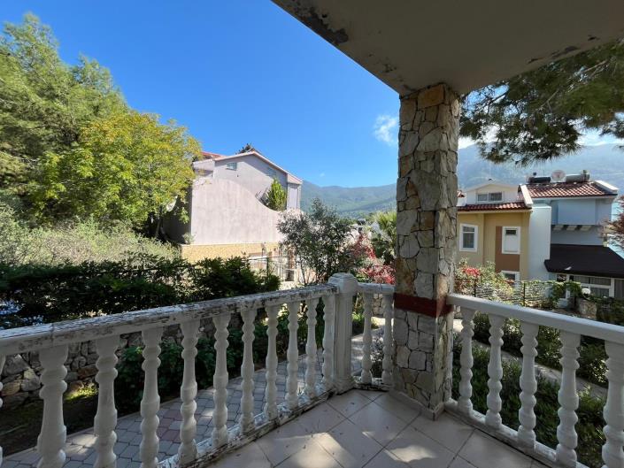 Image No.36-4 Bed Apartment for sale