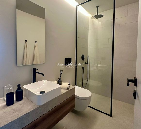 Image No.24-2 Bed Apartment for sale