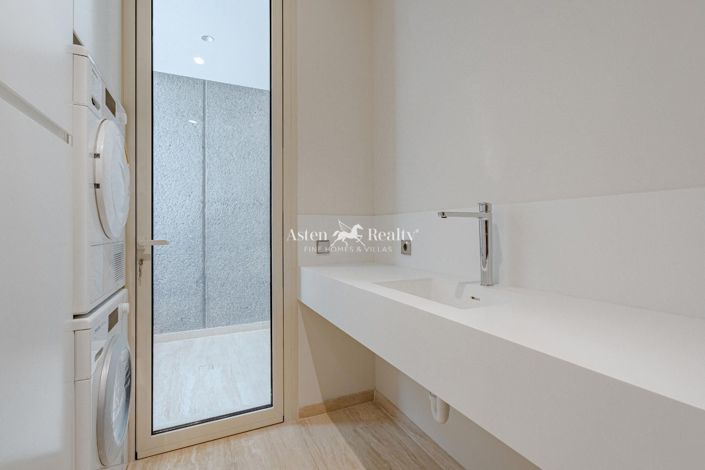 Image No.47-Villa de 5 chambres à vendre à La Caleta