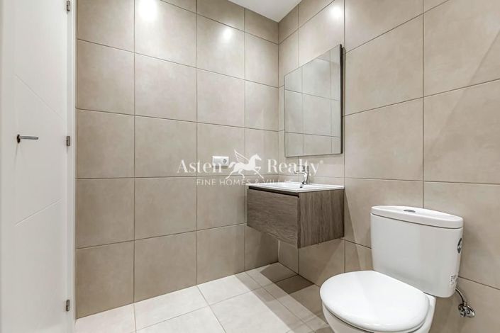 Image No.12-3 Bed Villa for sale