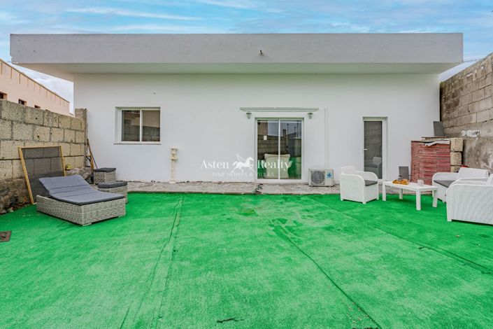 Image No.17-3 Bed Villa for sale