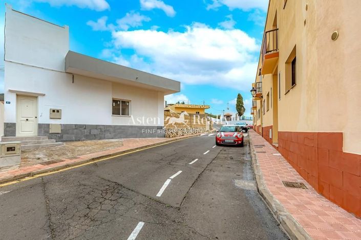 Image No.33-3 Bed Villa for sale