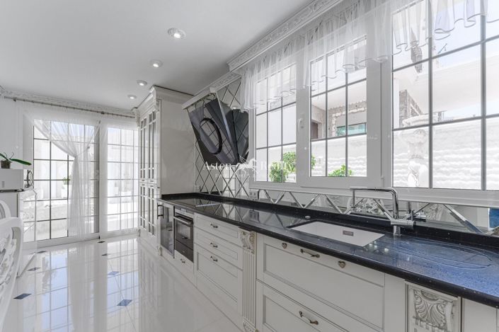 Image No.15-Villa de 6 chambres à vendre à La Caleta