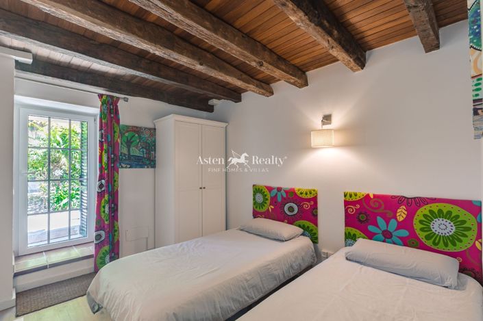 Image No.17-4 Bed Villa for sale