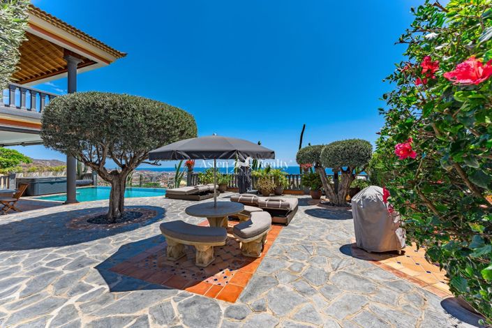 Image No.5-4 Bed Villa for sale