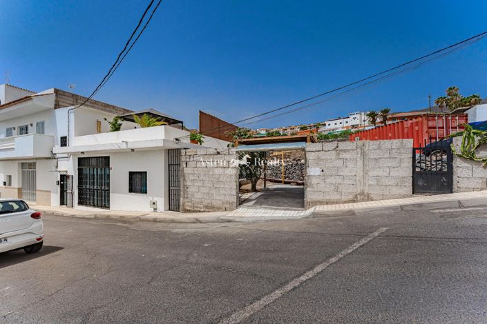 Image No.3-Maison de 2 chambres à vendre à Adeje