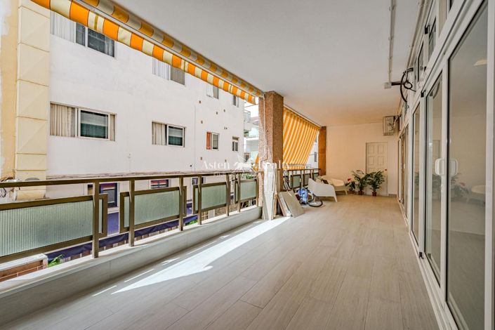 Image No.8-1 Bed Flat for sale