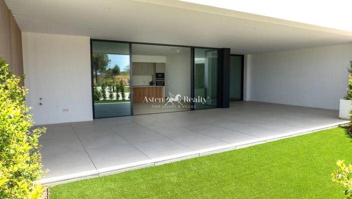 Image No.11-3 Bed Apartment for sale