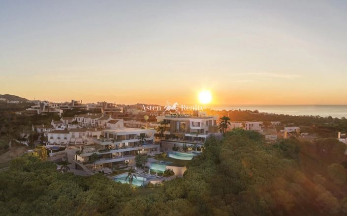 Image No.3-3 Bed Apartment for sale