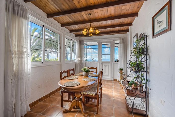 Image No.20-6 Bed Villa for sale