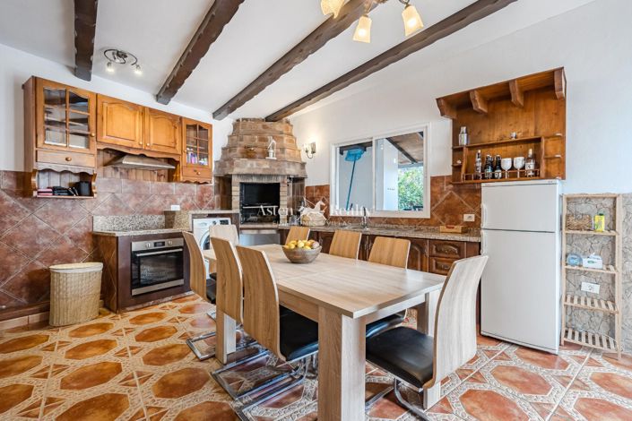 Image No.39-6 Bed Villa for sale