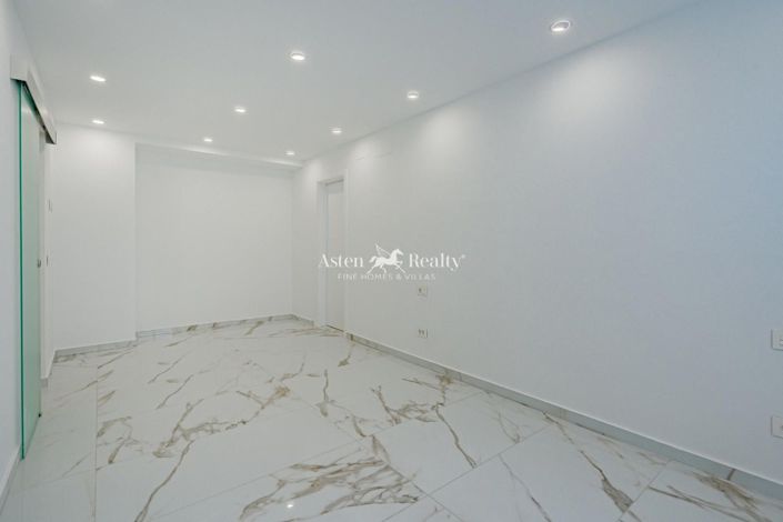 Image No.12-3 Bed Villa for sale