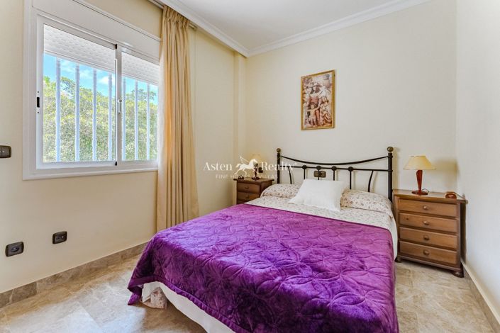 Image No.24-4 Bed Apartment for sale