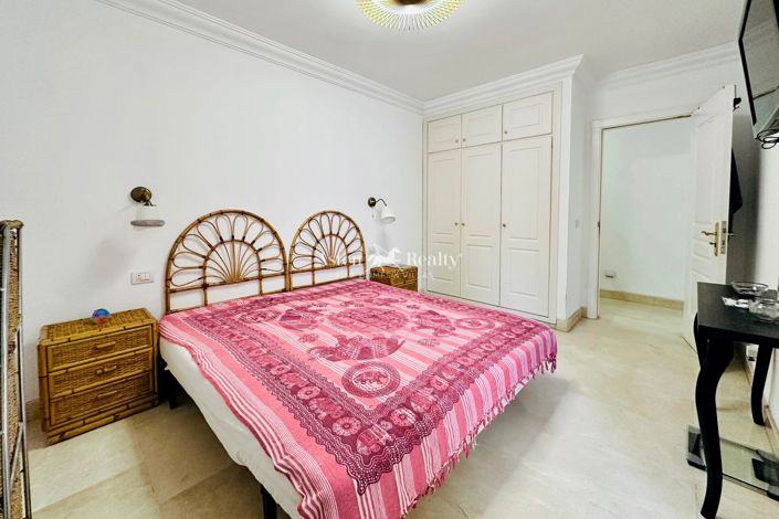 Image No.13-3 Bed Flat for sale