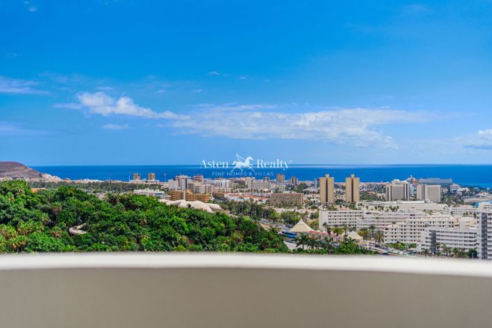 Image No.37-5 Bed Villa for sale