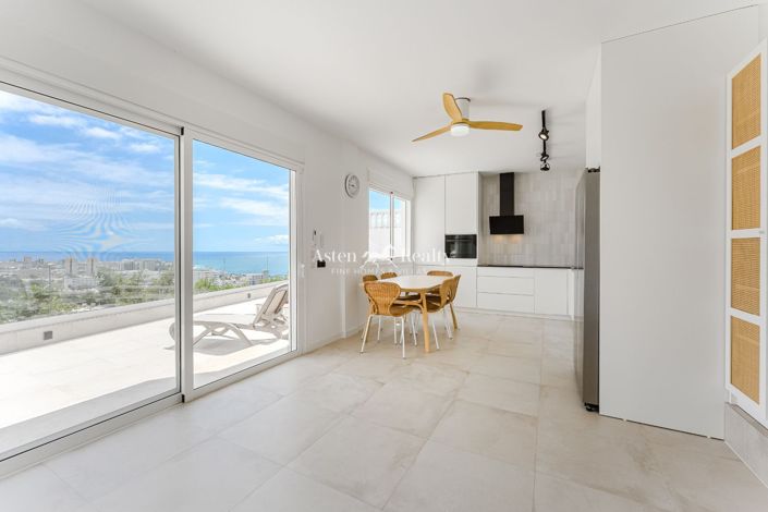 Image No.7-5 Bed Villa for sale