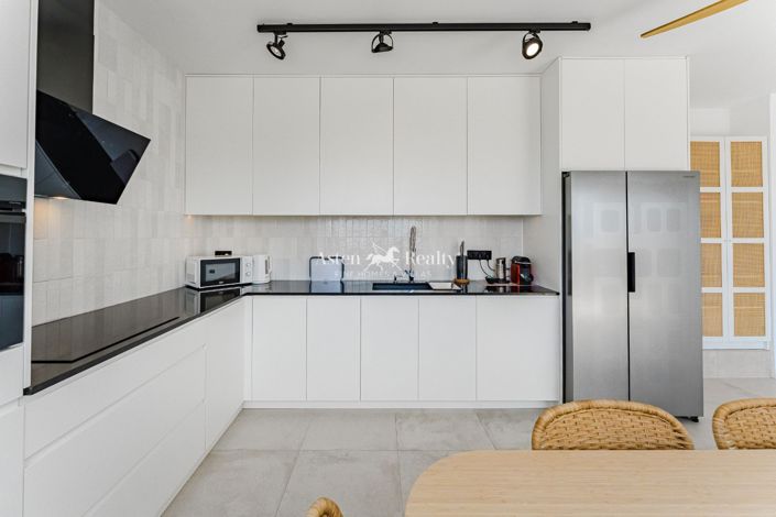 Image No.8-5 Bed Villa for sale