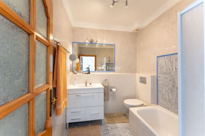 Image No.10-Villa de 11 chambres à vendre à Armenime