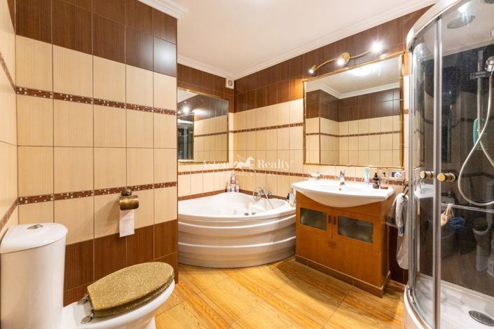 Image No.16-Villa de 11 chambres à vendre à Armenime