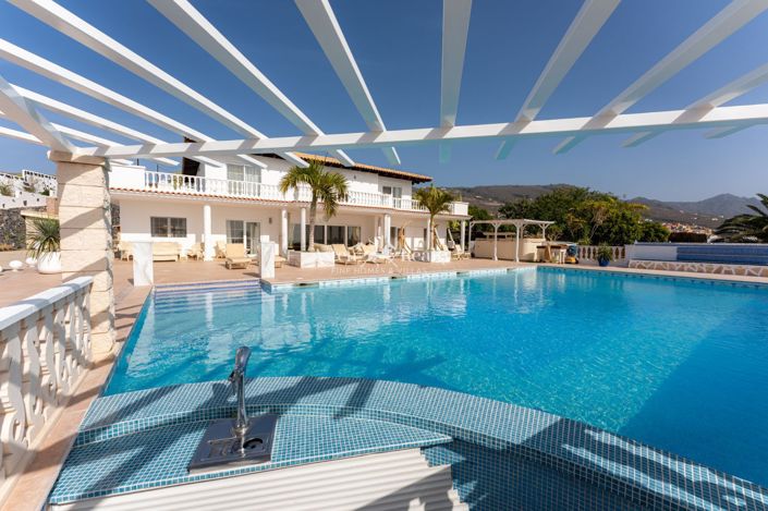 Image No.42-Villa de 11 chambres à vendre à Armenime