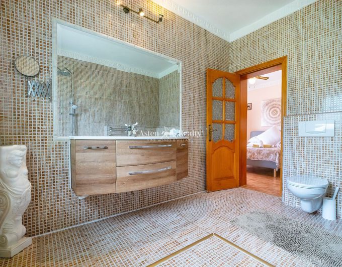 Image No.47-Villa de 11 chambres à vendre à Armenime