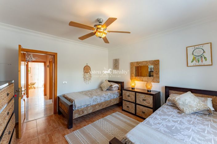 Image No.9-Villa de 11 chambres à vendre à Armenime