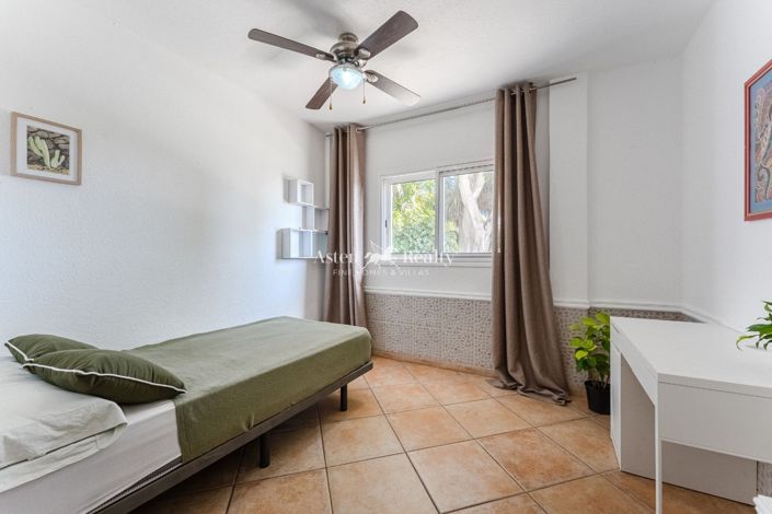 Image No.22-5 Bed Villa for sale