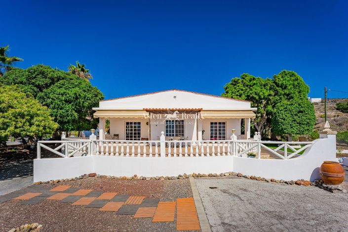 Image No.3-5 Bed Villa for sale