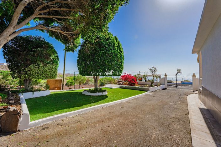 Image No.34-5 Bed Villa for sale