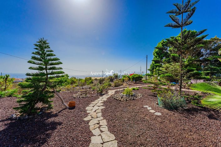 Image No.37-5 Bed Villa for sale